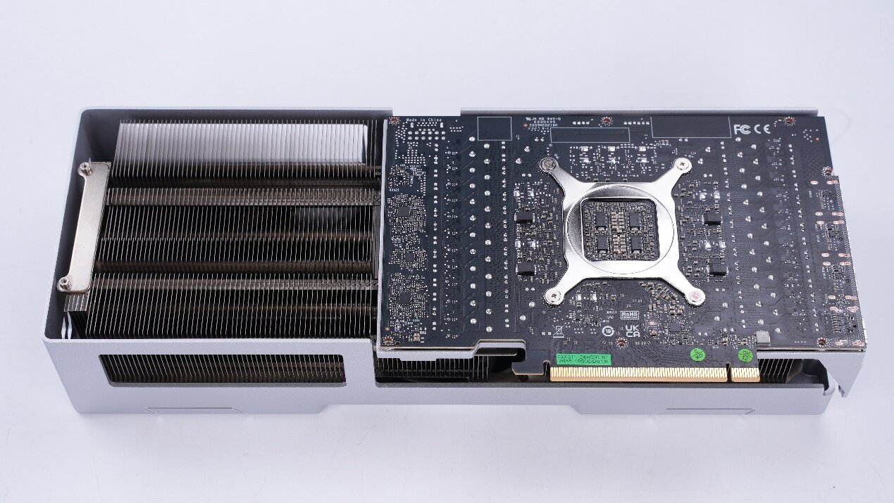 ӰRTX 4070 Ti SUPERʦPLUS OC