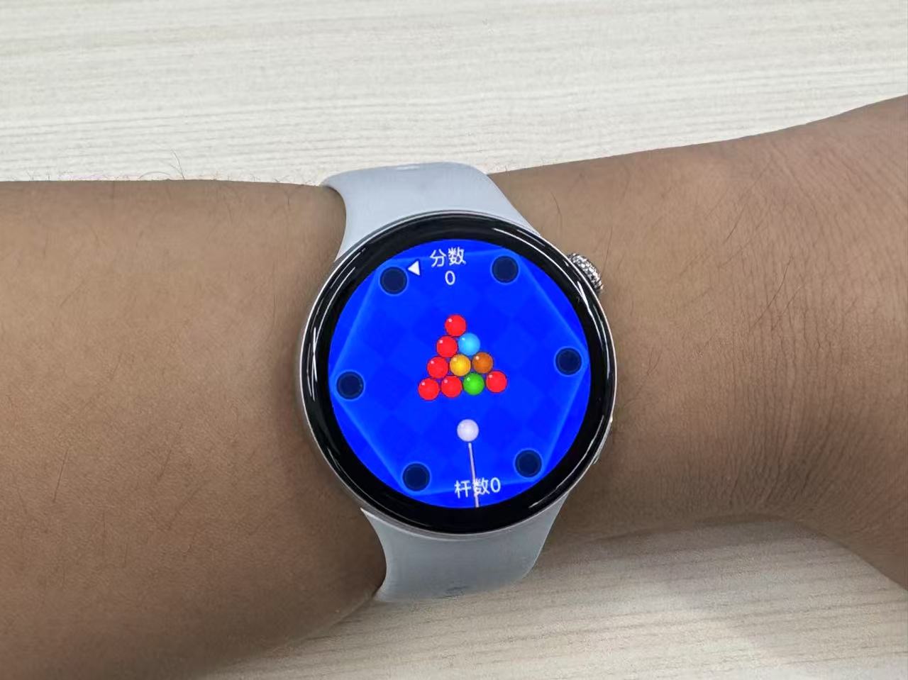 ��������ϵͳ�ӳ֣�AI����ȫ��������iQOO WATCH 5�����ֱ�ȫ������