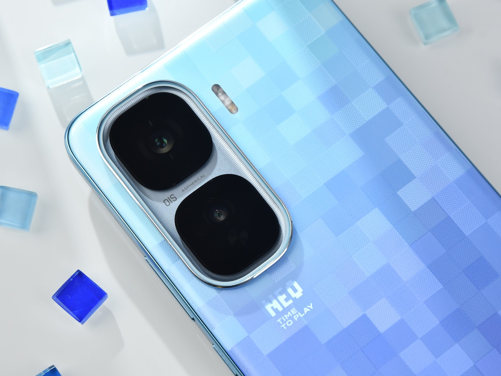 iQOO Neo10 Pro+全面评测 双芯战神的超神之作