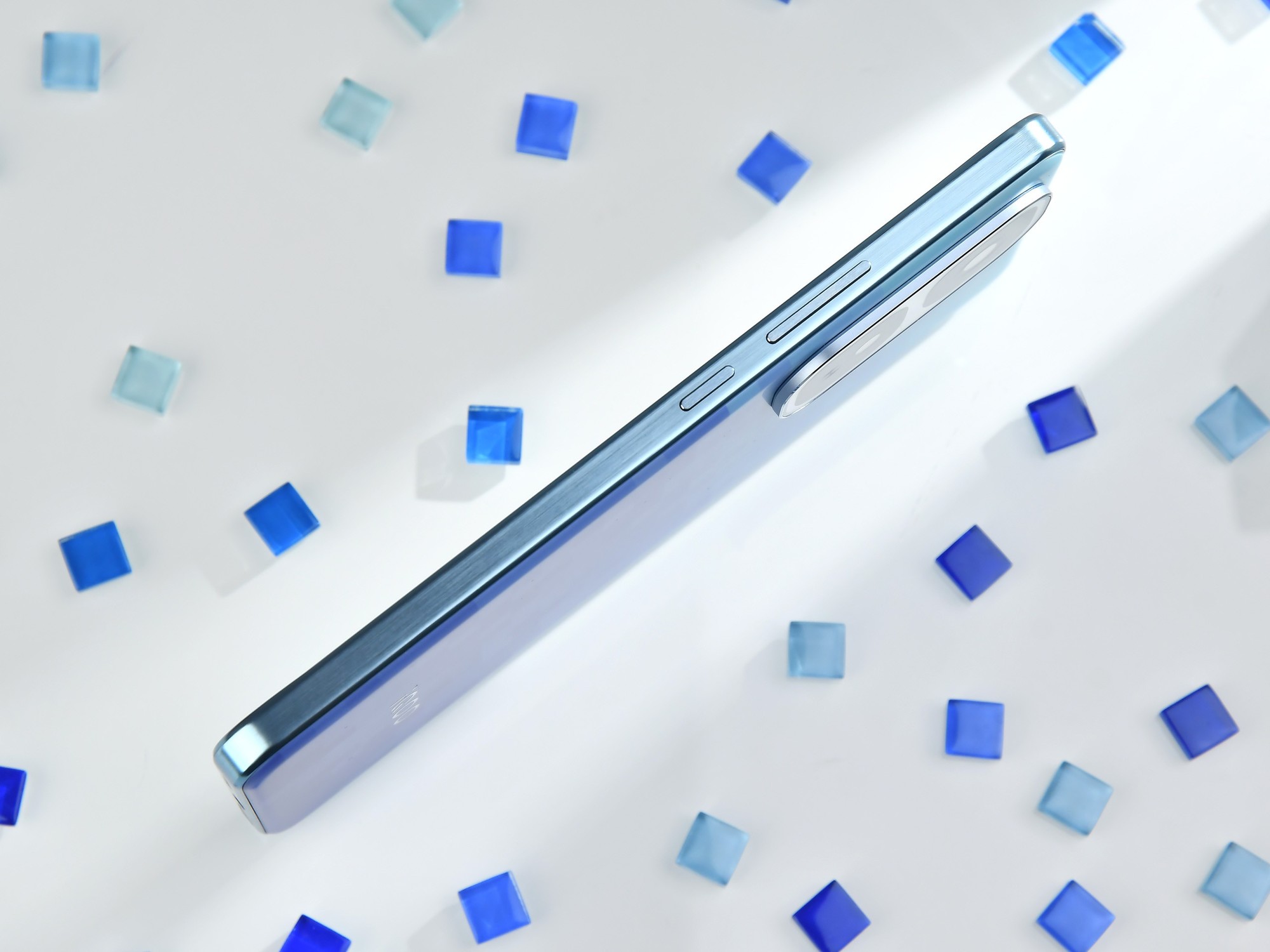 iQOO Neo10 Pro+全面评测 双芯战神的超神之作