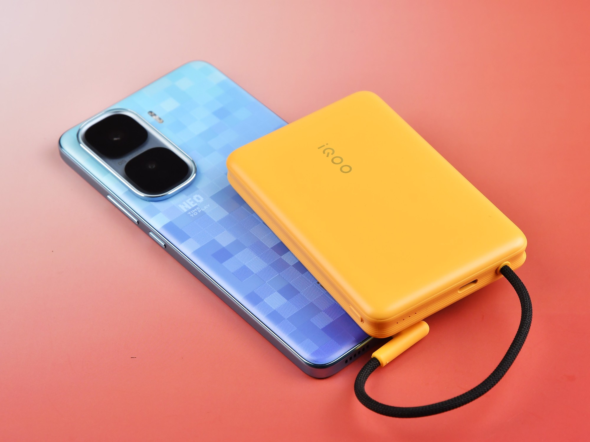 iQOO Neo10 Pro+全面评测 双芯战神的超神之作