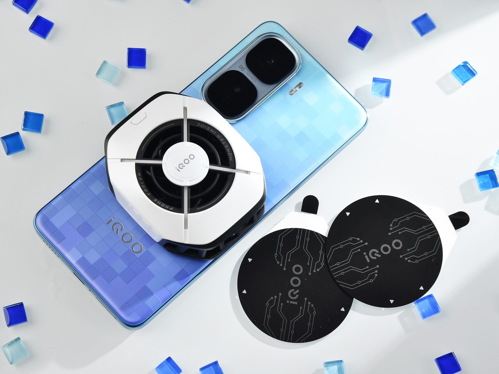 iQOO Neo10 Pro+全面评测 双芯战神的超神之作