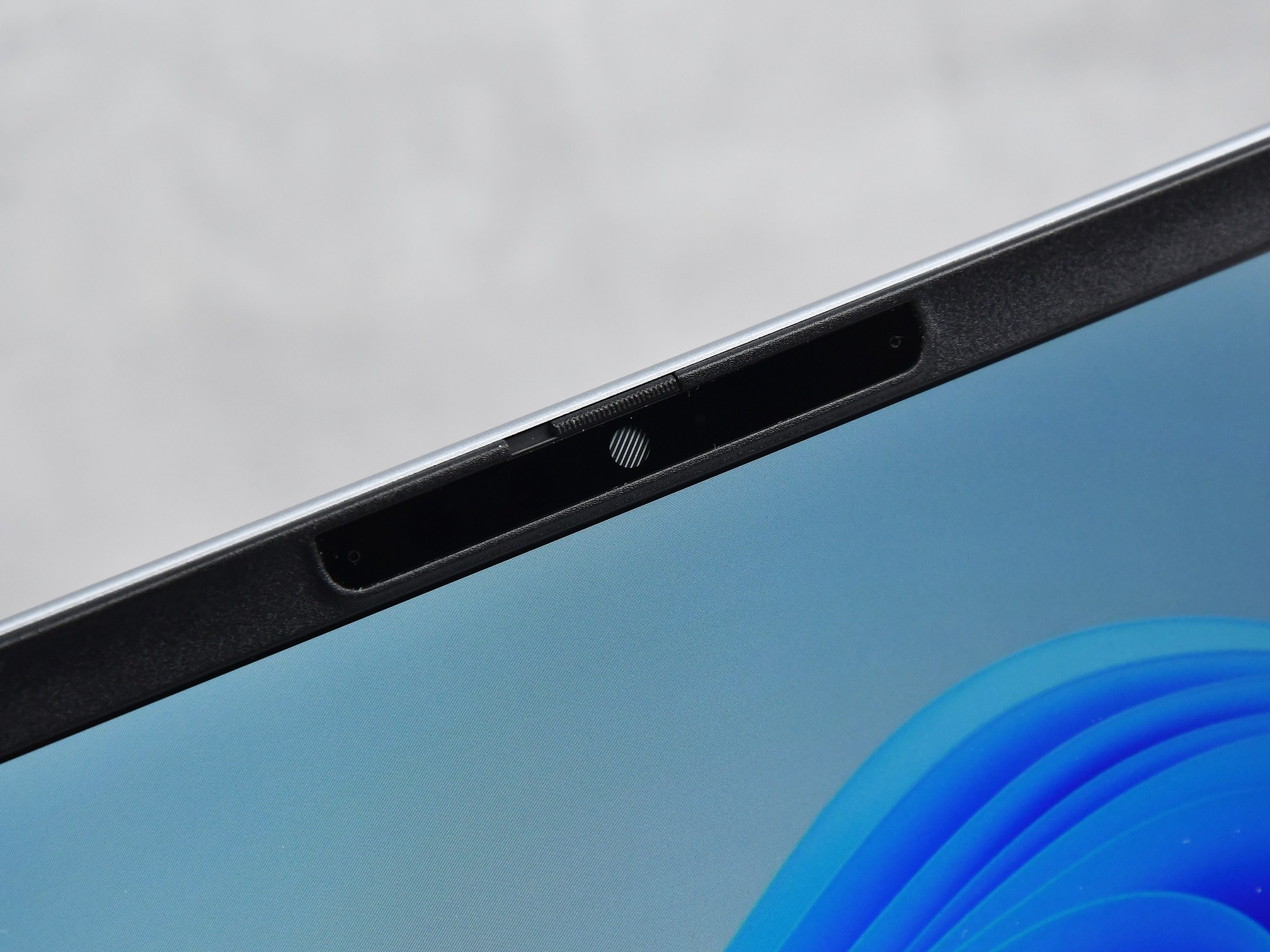 16Ӣ�籡��14.13mm����17Сʱ�������������16 Plus