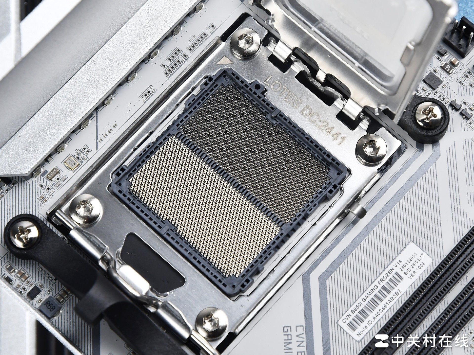 ߲ʺCVN B850I 9800X3D