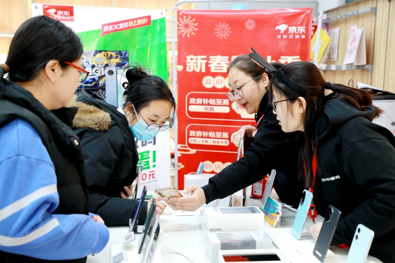 �����������������ء����3C�����ŵ� ����������2000Ԫ��������غ���