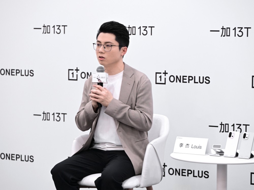 访一加李杰:用200%努力的定价,让小屏手机不小众