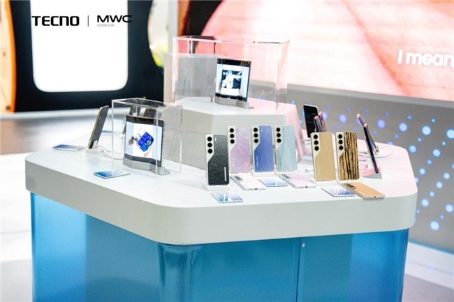 AIδTECNOҫMWC 2025