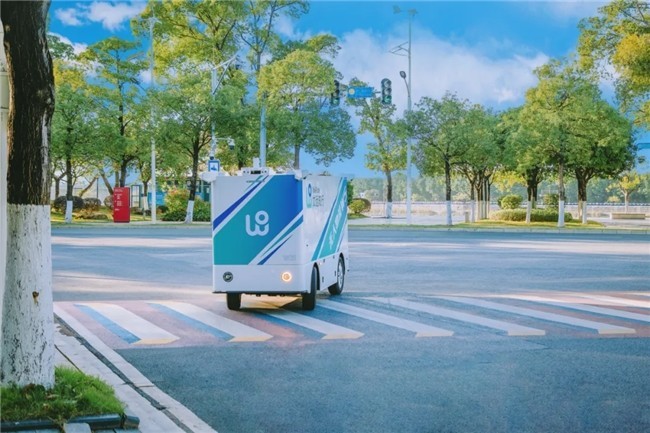 ȫRobotaxiһɡԶ֪зȫRobovan W5