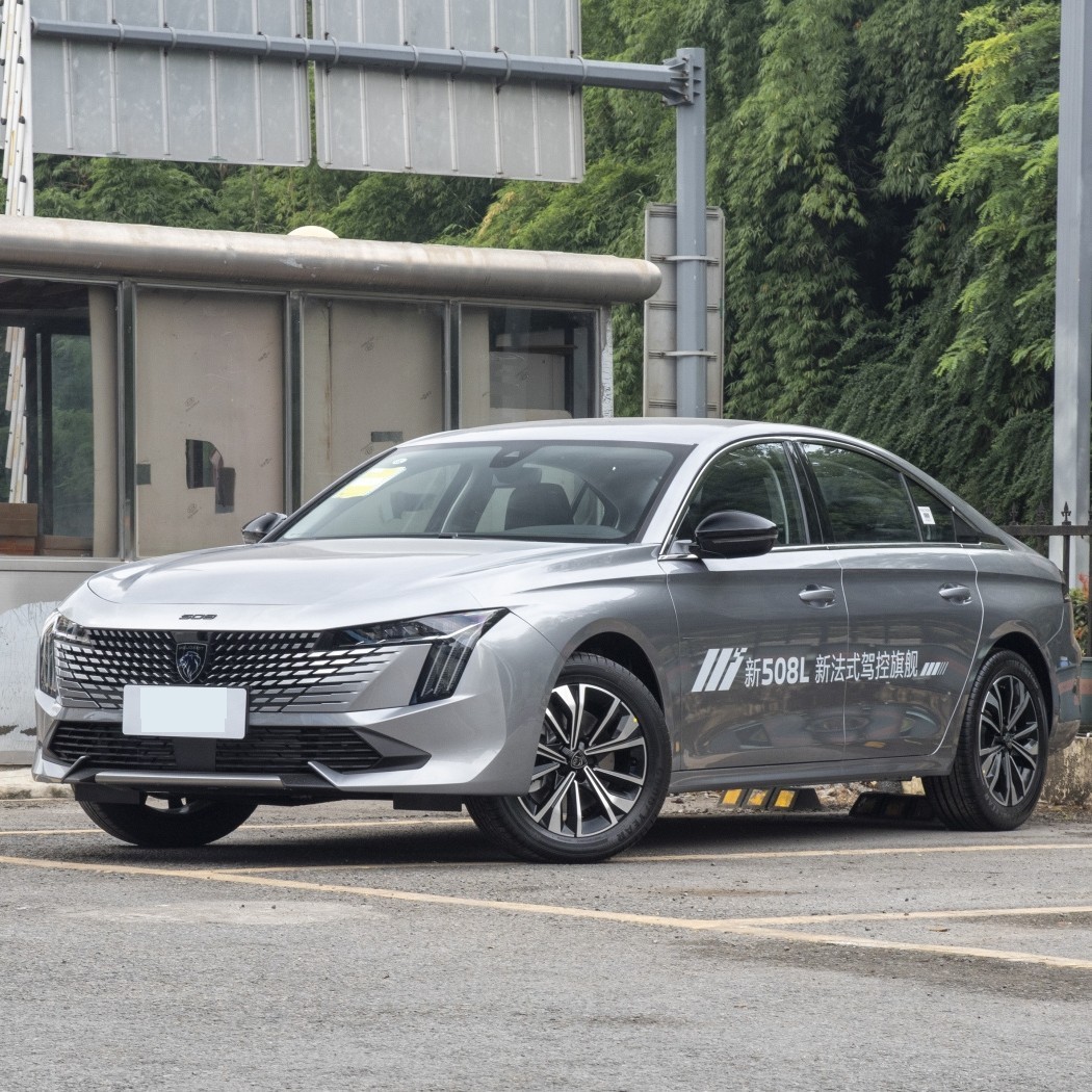 30万内五款实力派三厢轿车推荐,合资与进口车型大比拼