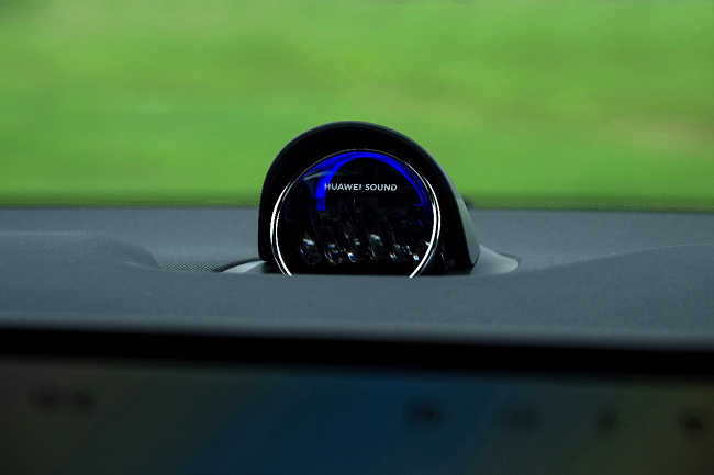 ʽM7 UltraذУSUV
