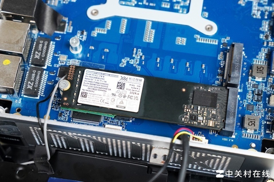 雷神MIX PRO迷你PC体验 酷睿Ultra+长江存储PC411真香