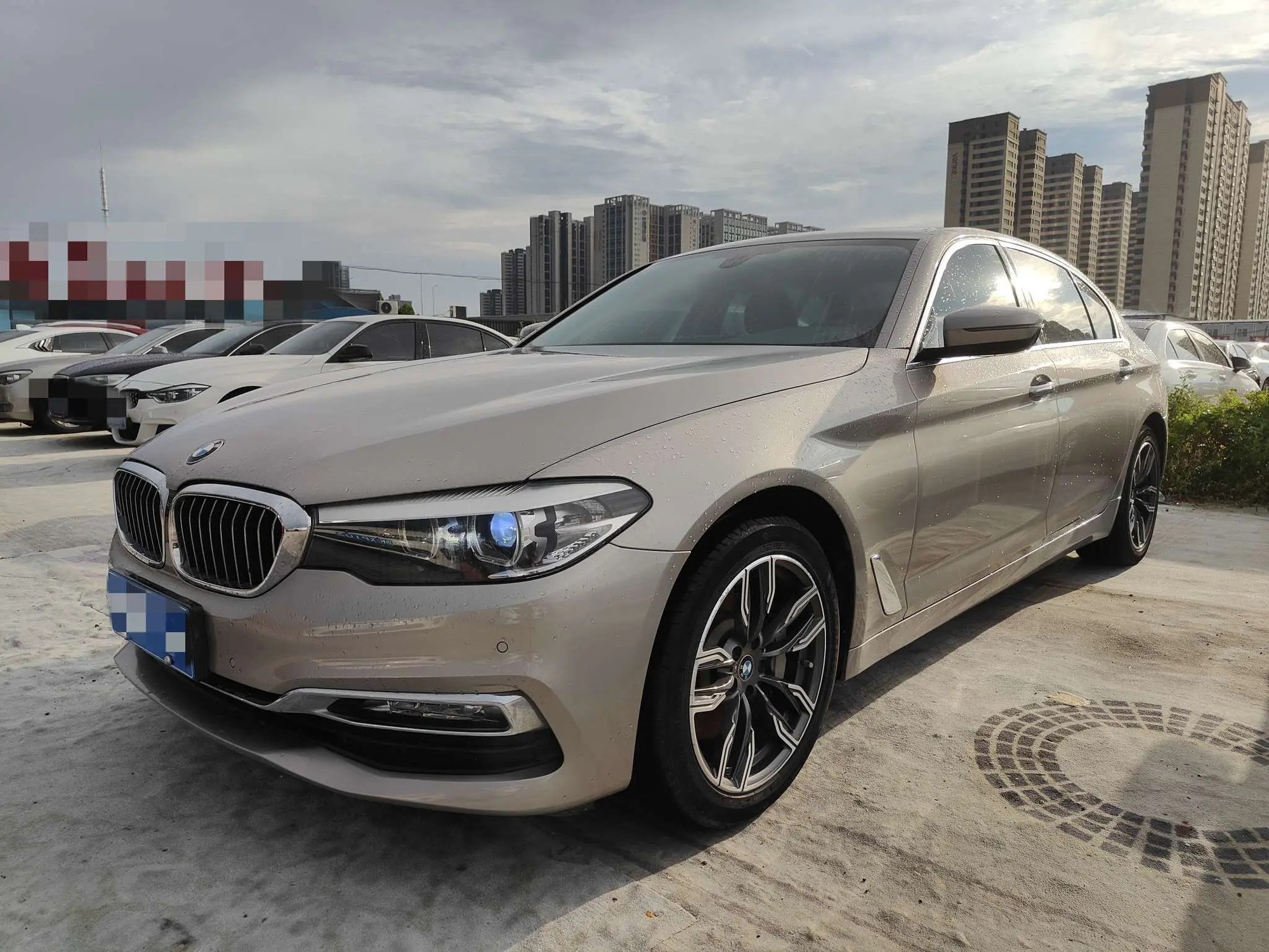 宝马5系二手车价格太诱人了!15万就能买豪华7座大空间