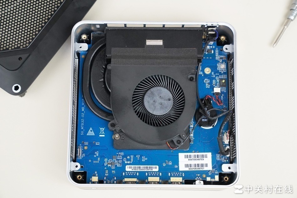 雷神MIX PRO迷你PC体验 酷睿Ultra+长江存储PC411真香