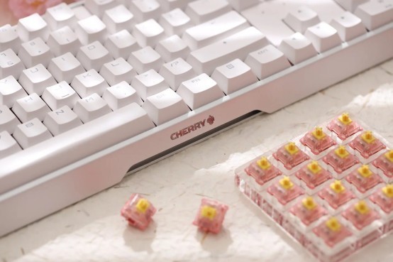 CHERRYӣ캽 ȫϵһƷCOMPUTEX 2025