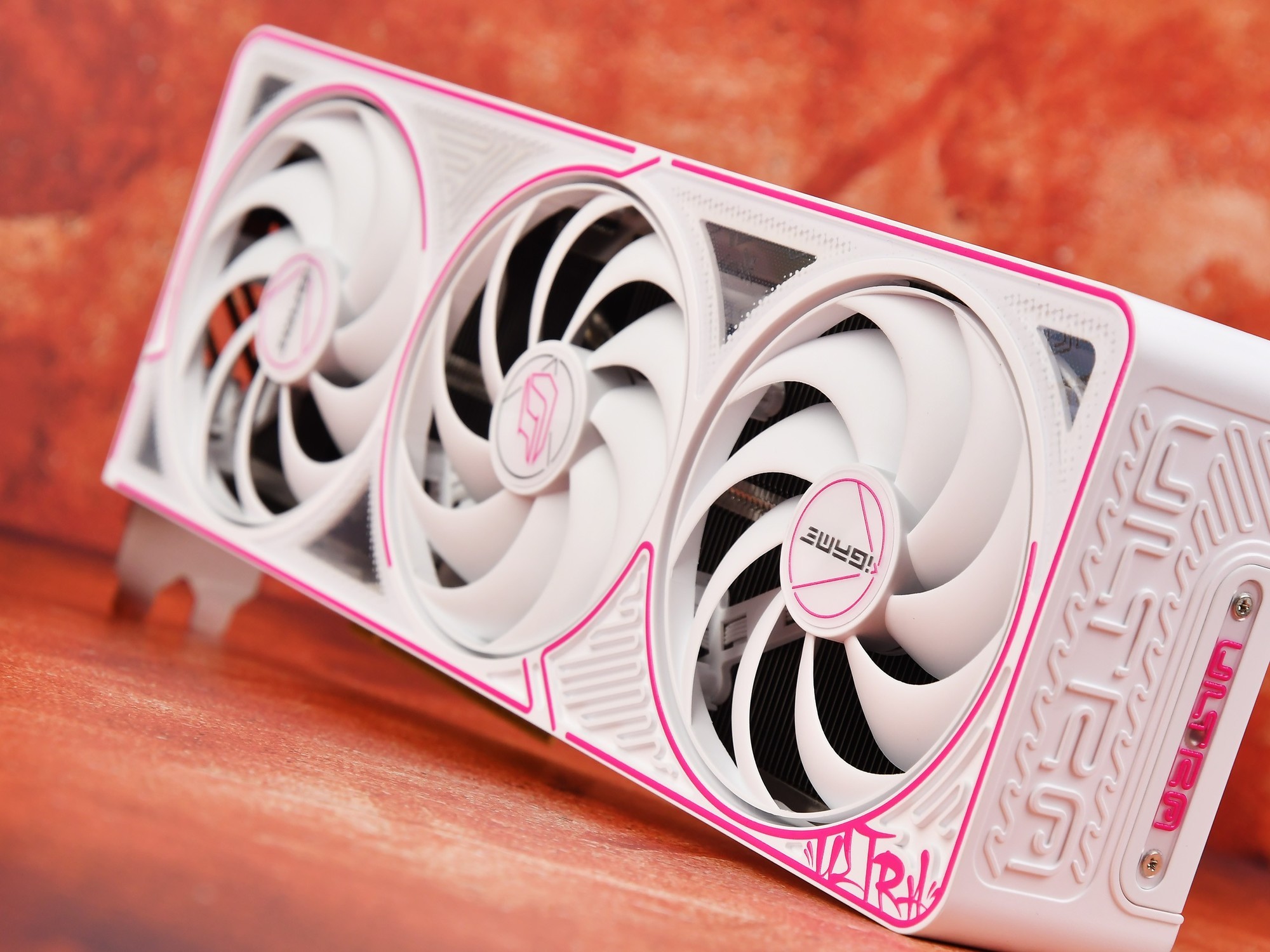 iGame GeForce RTX 5060 Ultra W OCԿ ը1080p 200֡