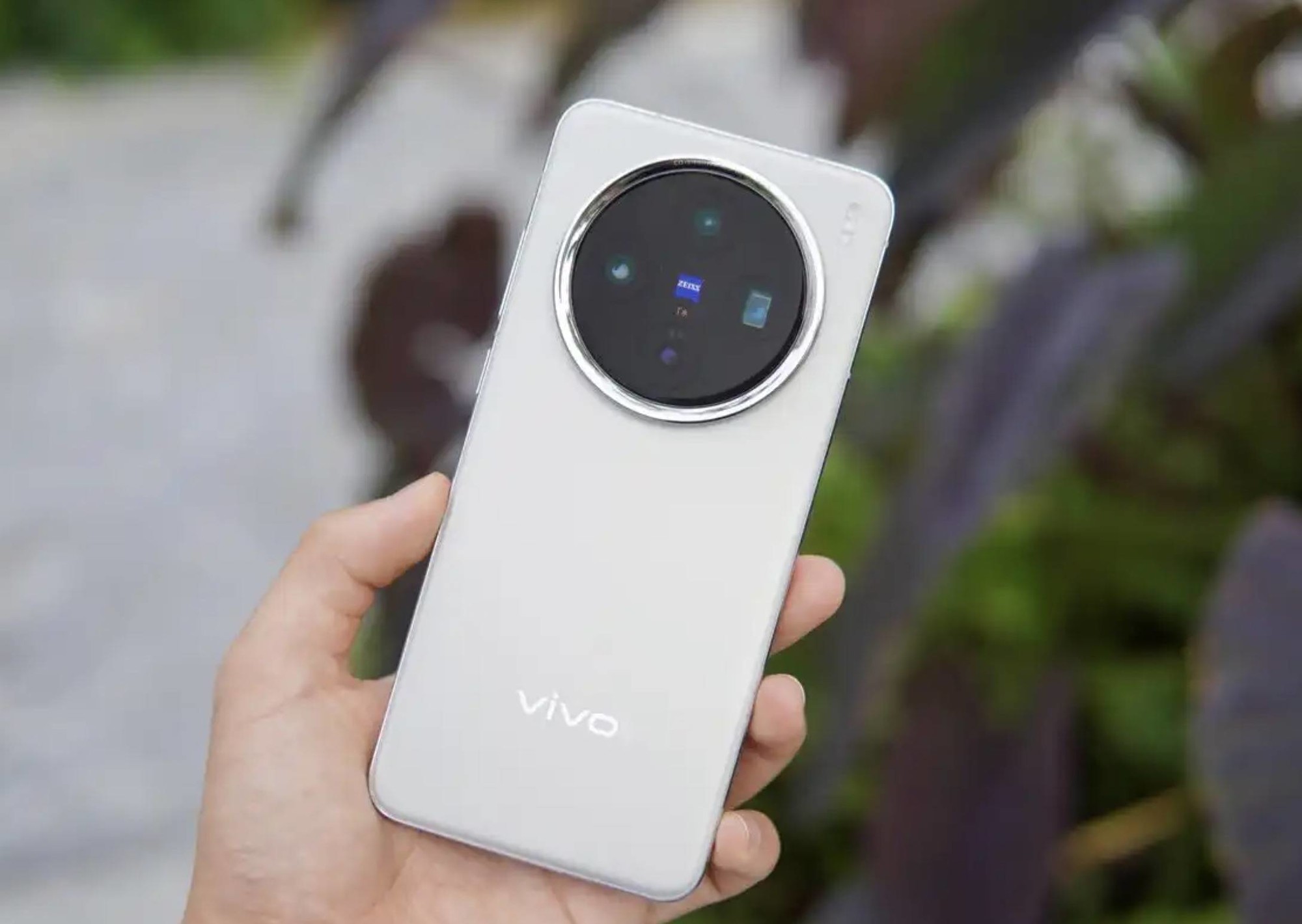 vivo߶˻ͻ1420Ԫ512GB+9400+100佹ս
