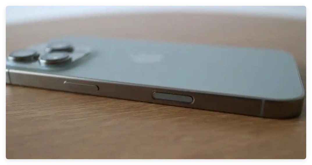 iPhone16ProͻȻˣ618ۼµ2500Ԫۺڵ