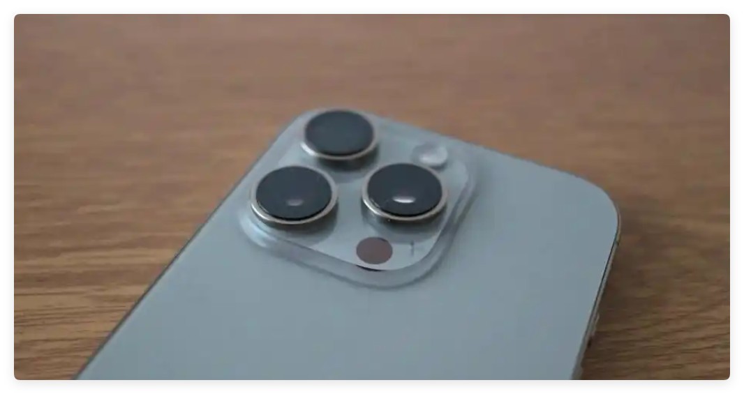 iPhone16ProͻȻˣ618ۼµ2500Ԫۺڵ