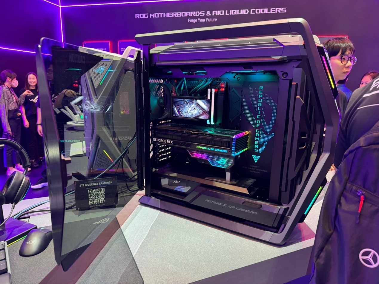 华硕主板新品亮相COMPUTEX 2024 新世纪AI竞装