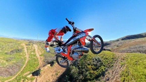 ȫƼͬInsta360 X4