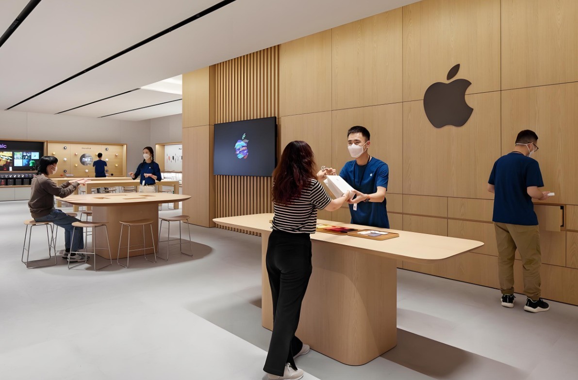 iPhone ȫ�����֣��뿪�й���ƻ����� ���˲���