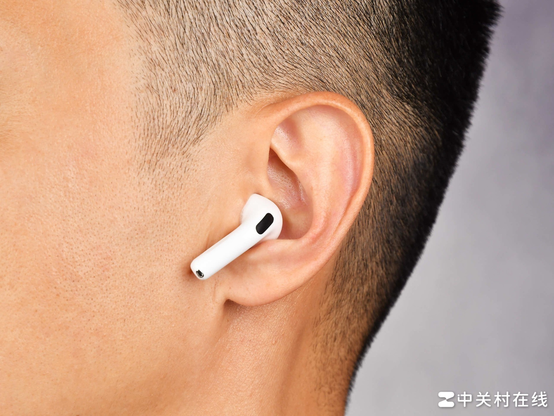 һԪҵǧԪƽ1MORE Q21ʵԱAirPods 4