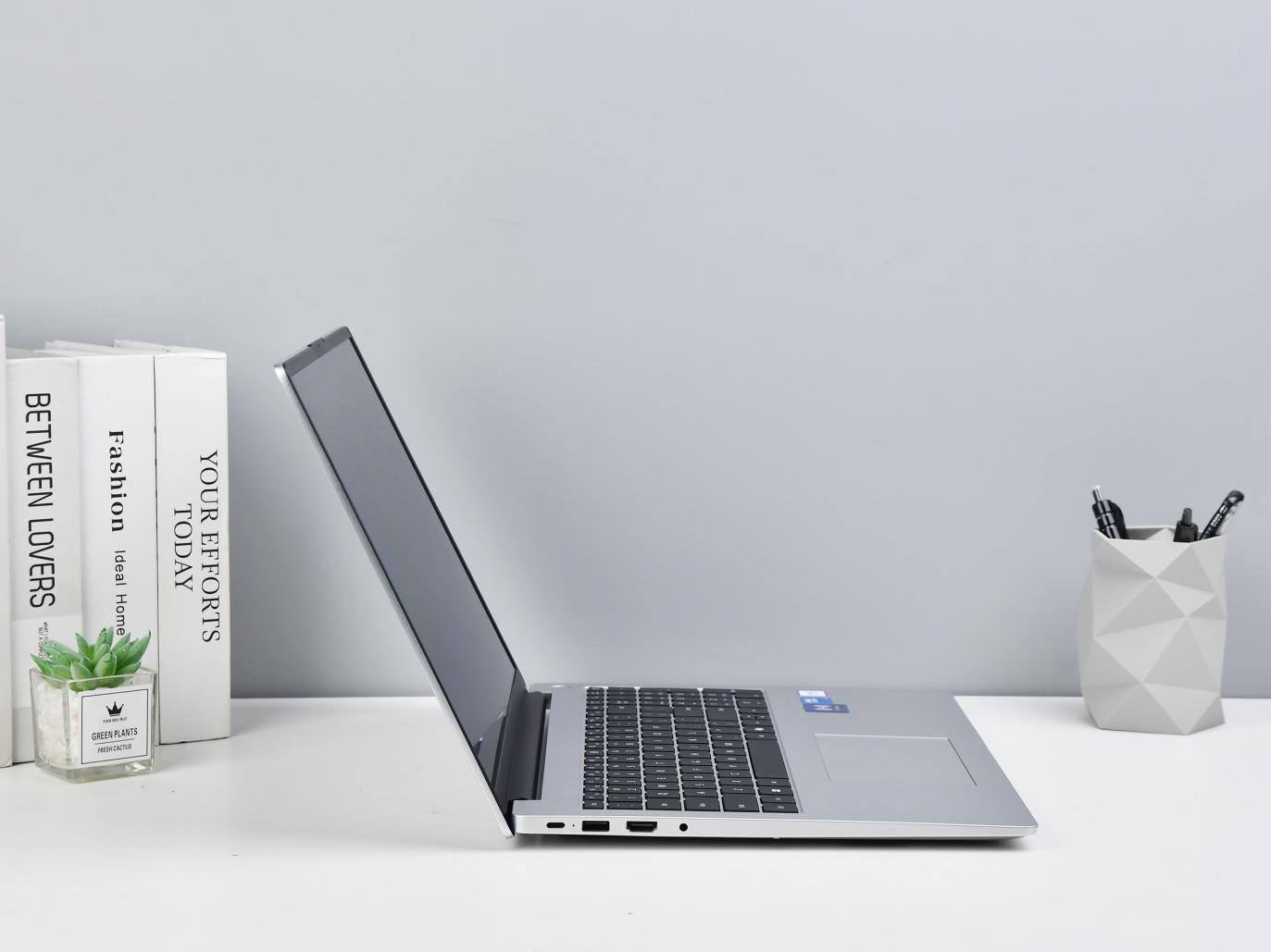 ����������ͦ��Ķ���Эͬ������Hi MateBook D 16