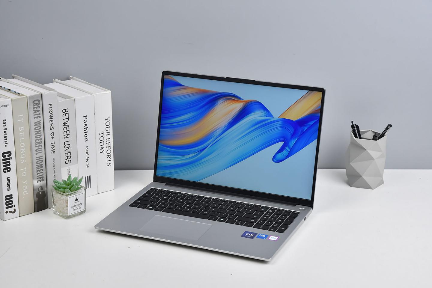����������ͦ��Ķ���Эͬ������Hi MateBook D 16