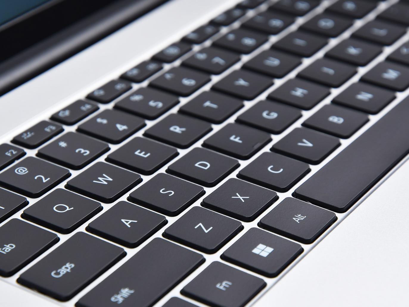 ����������ͦ��Ķ���Эͬ������Hi MateBook D 16