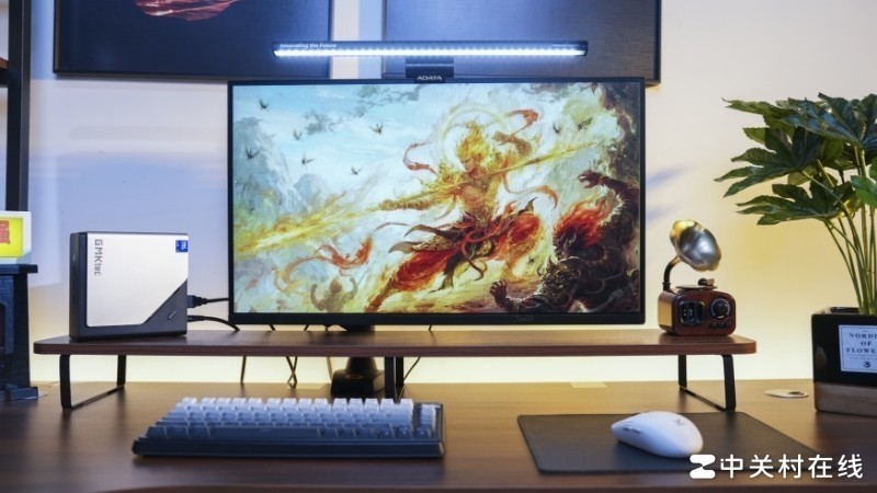 AI 算力民主化:极摩客 EVO T1 开启桌面超算普惠时代