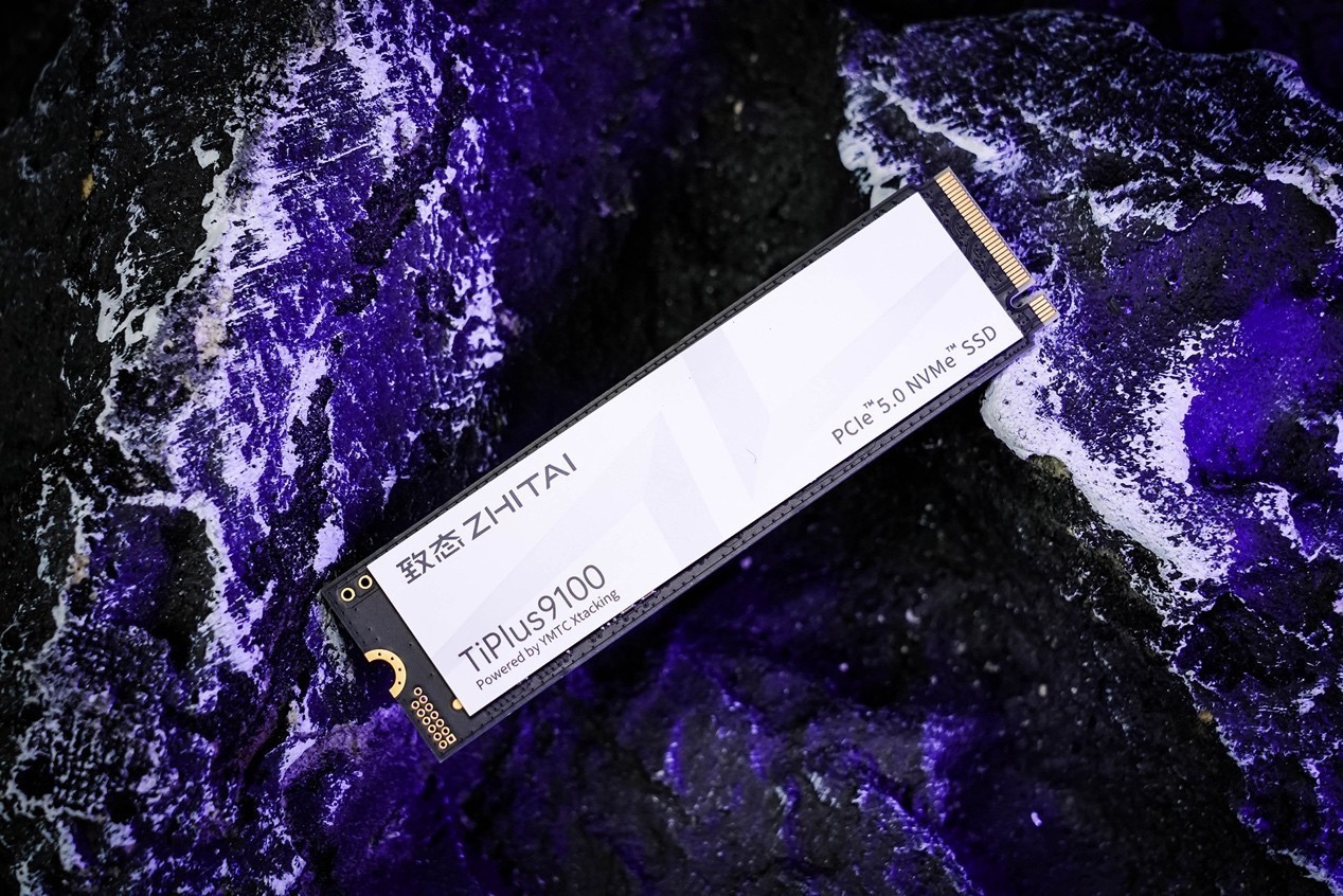 致态TiPlus9100 固态硬盘荣获2026年第十一届ChinaJoy黑金奖