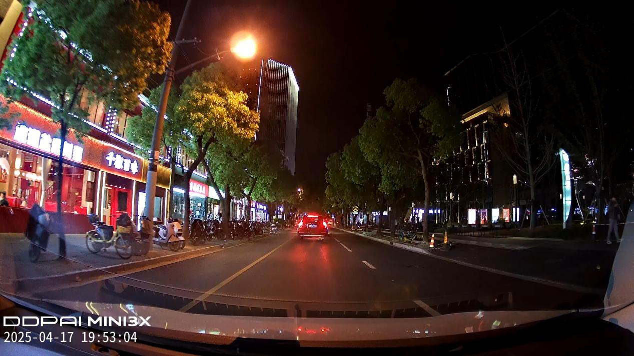 300-500Ԫ�г���¼����ôѡ��Ʒ�ơ�ҹ��������ȱһ����