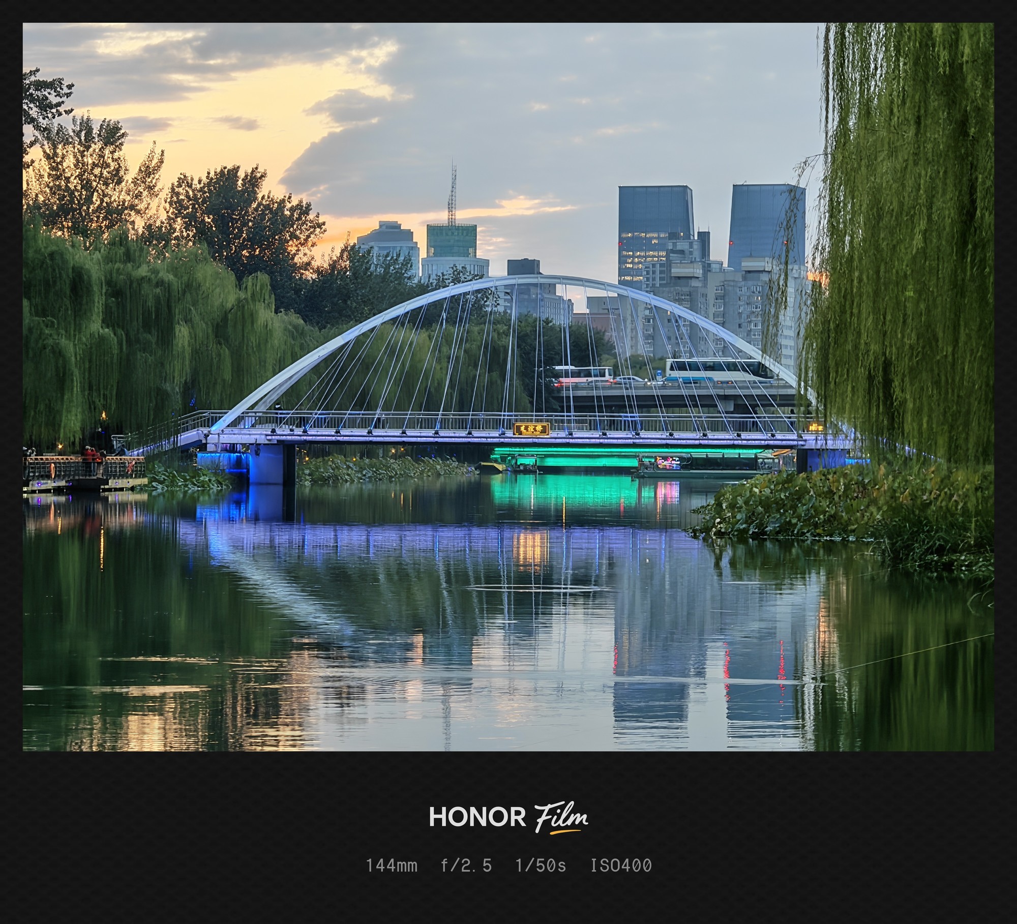 �����õı�׼��Ӱ���콢 ��ҫMagic8Ӱ������