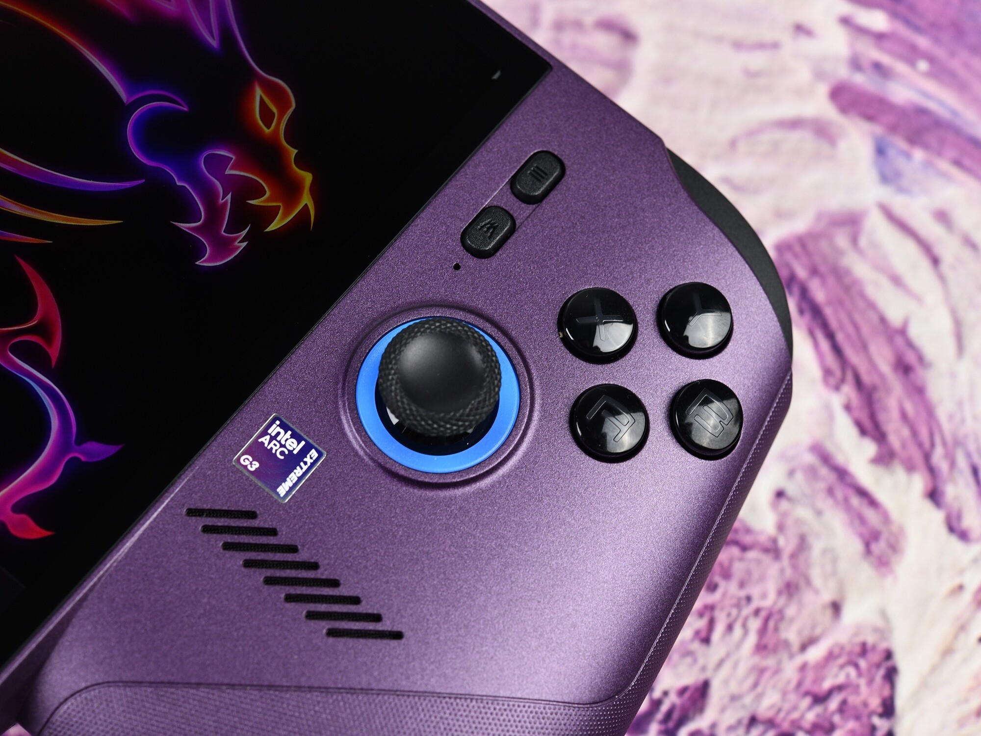 英特尔Arc G3 E带来性能与续航双重进化!上手体验微星CLAW 8 EX AI+掌机