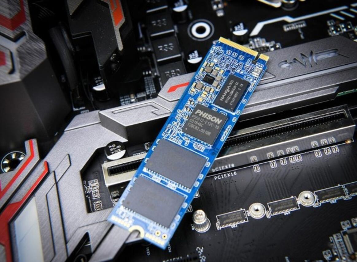 硬盘价格暴涨，PCIe 3.0固态性能够用吗？