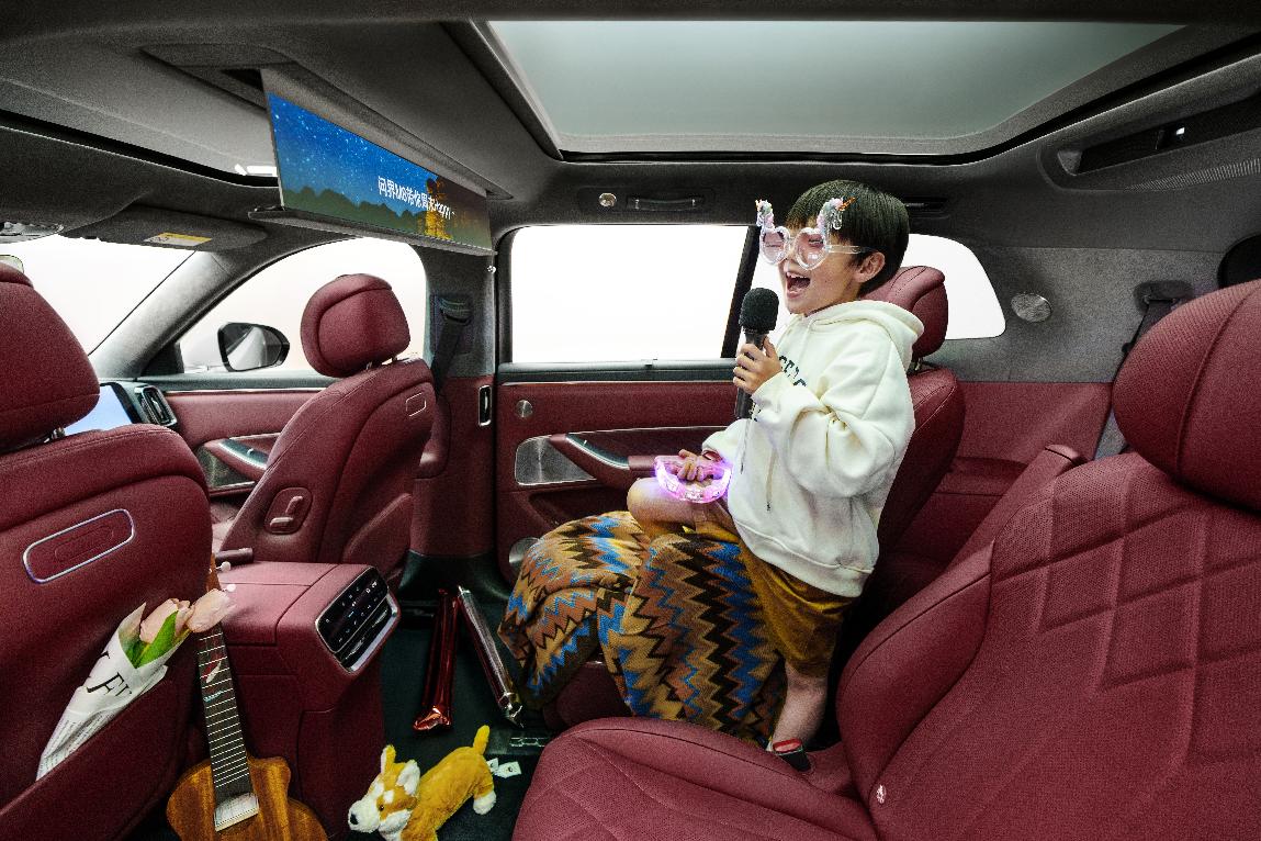 2025�����󼶺���SUV���������ʽ�M8����40������