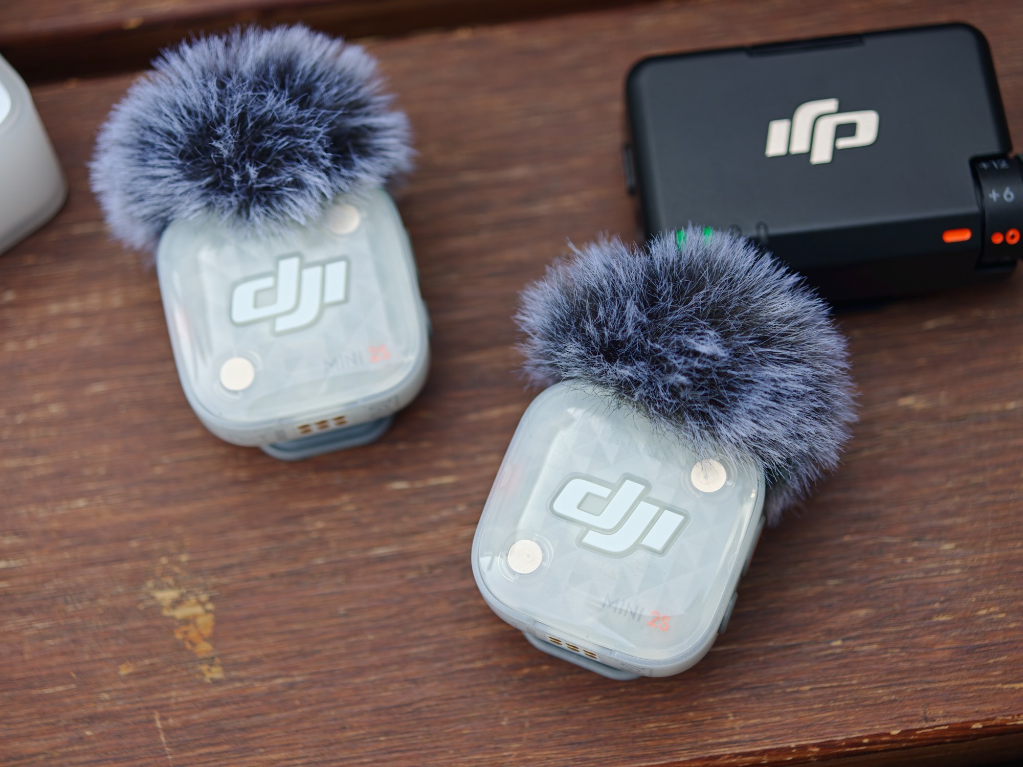 DJI Mic Mini 2S��˷����飺������ý��/�����ߵͳɱ�רҵ��˷�