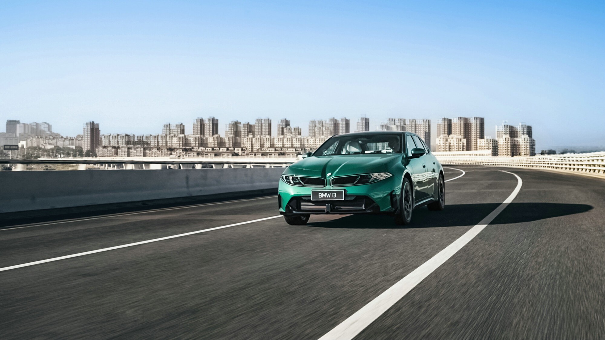 ȫ��1213���ﲻ���  ������BMW i3�ٴ�ˢ�±������綯ǧ��������¼
