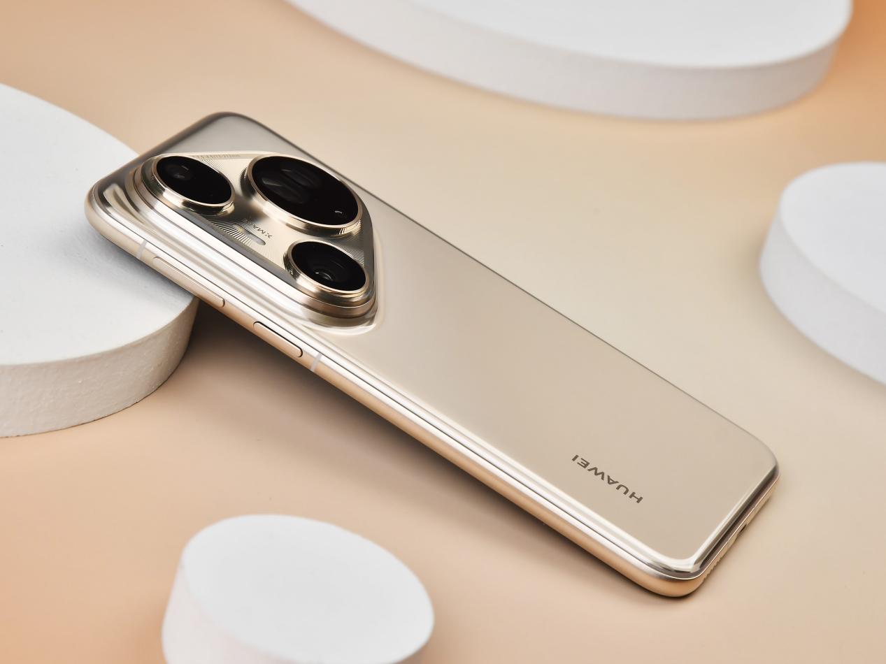 ��Ϊ Pura 80 Ultraȫ������ ͻ��Ӳ���߽磬���㿴��Զ