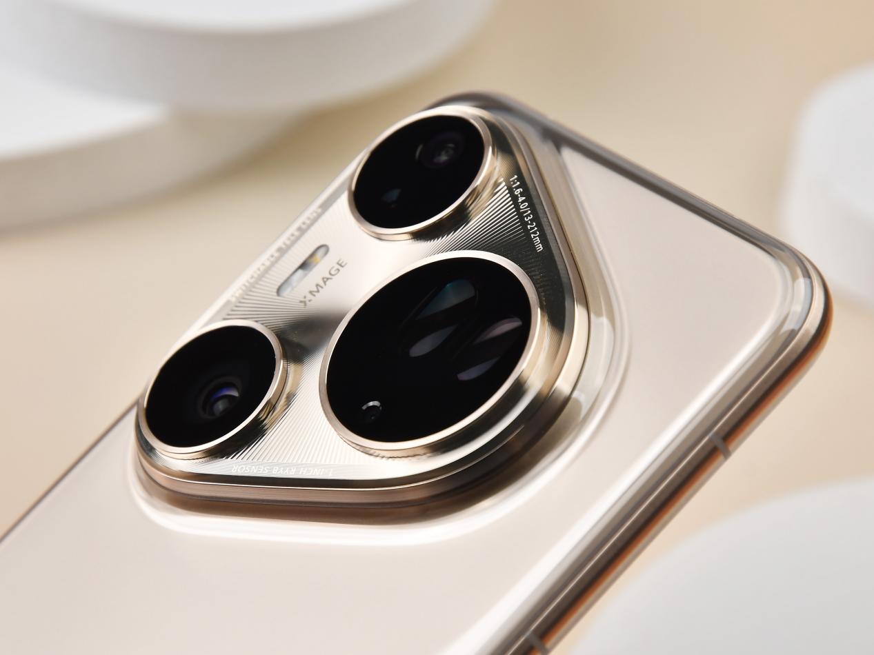 ��Ϊ Pura 80 Ultraȫ������ ͻ��Ӳ���߽磬���㿴��Զ