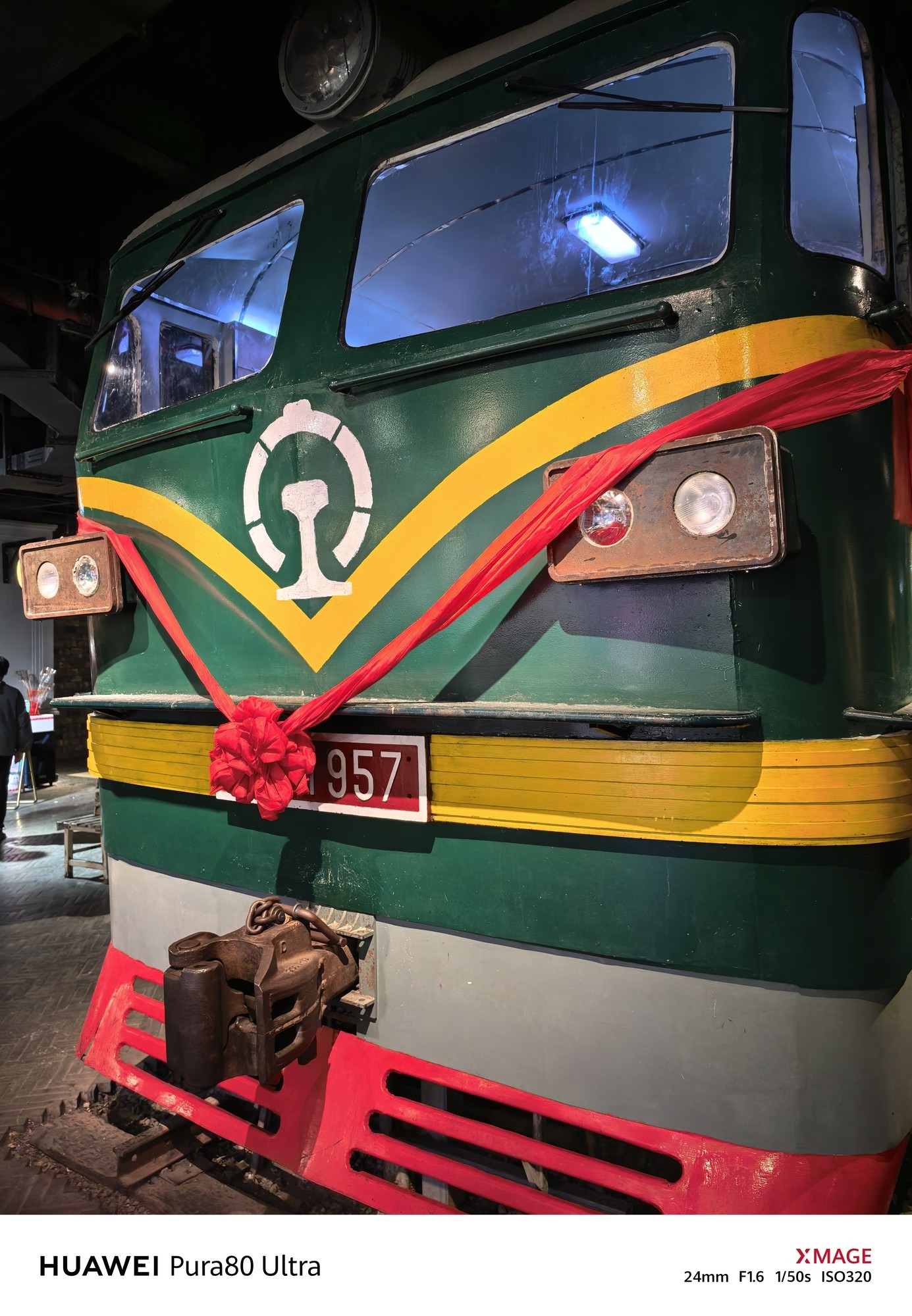 ��Ϊ Pura 80 Ultraȫ������ ͻ��Ӳ���߽磬���㿴��Զ