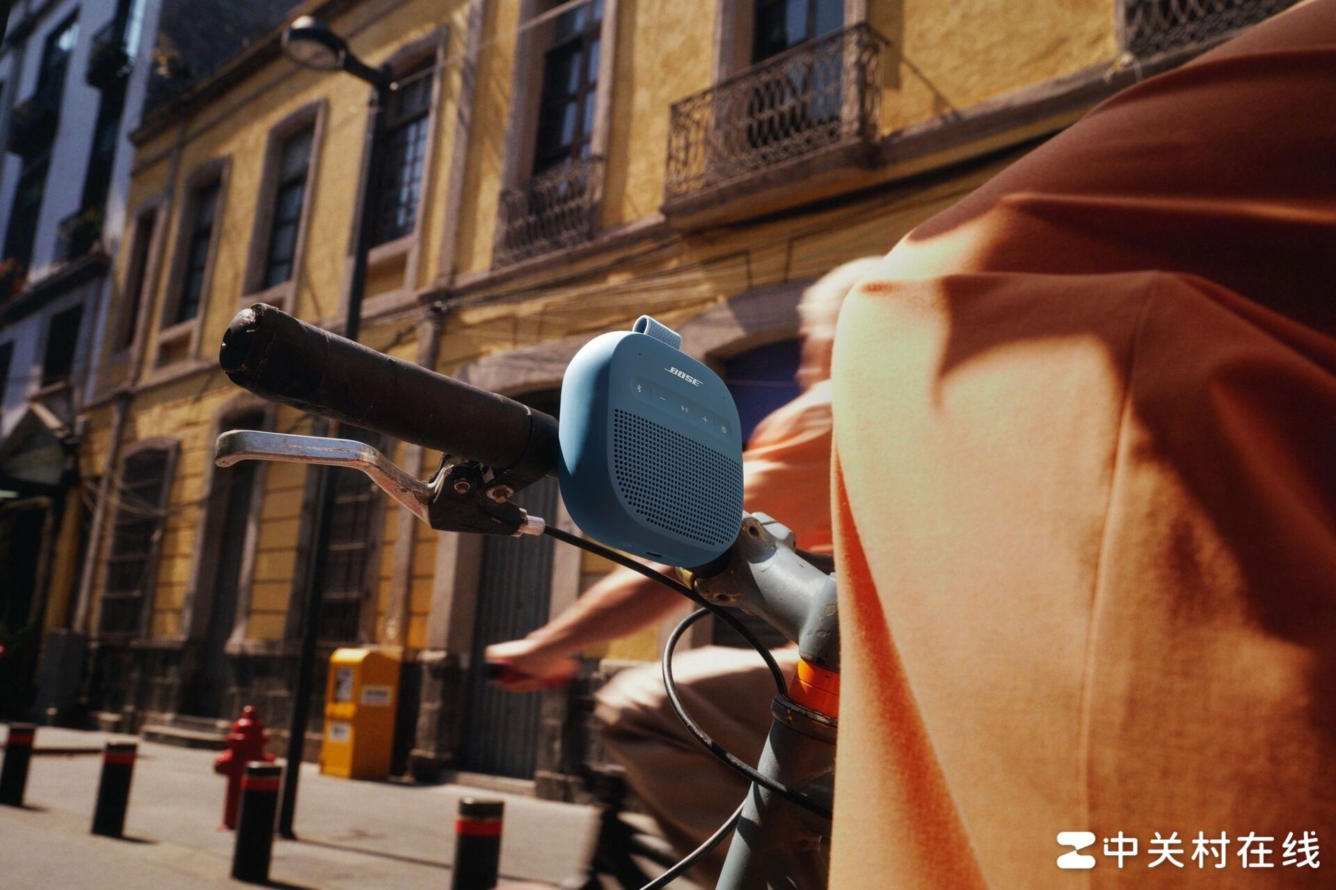 盛夏音浪再升级:Bose推出SoundLink Plus蓝牙扬声器