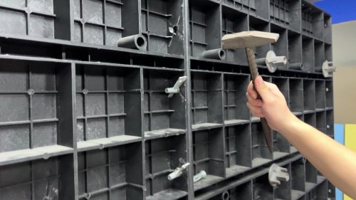 一块模板的“碳”寻之路：从森林消耗到循环利用，  中国“智”造重塑施工生态