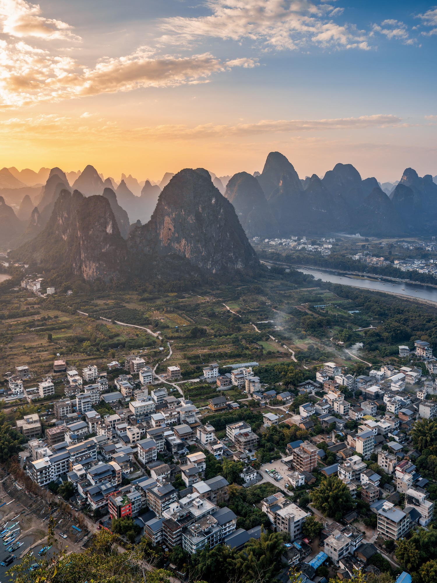 ���ݼ�¼ �ü��� EOS R8 ��׽����ɽˮ�������