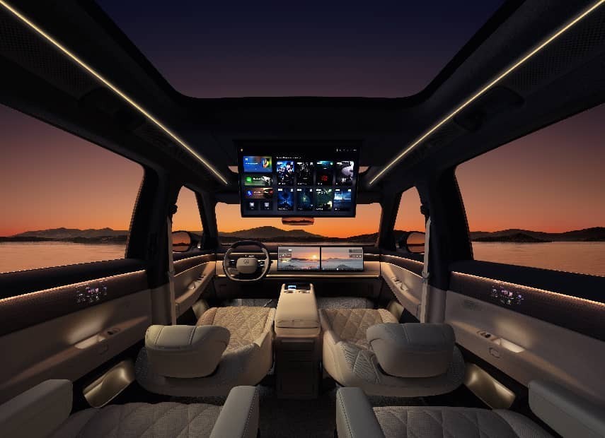 ��һ̨�����ȡ�����˳�ĵ�ϵSUV��5�����ų��͵��̲ٿ�ʵ���Ա�