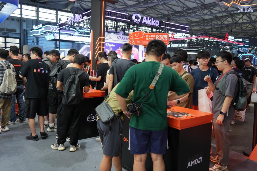OneXPlayer闪耀2025 ChinaJoy,掌上新纪元探索之旅圆满收官!
