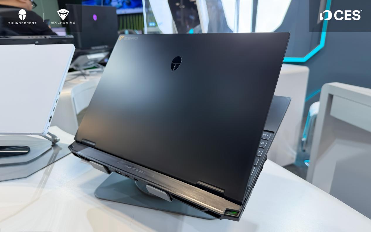 ����Ƽ�CES 2026���콢��Ϸ������ZERO Air˫��Ѫ����