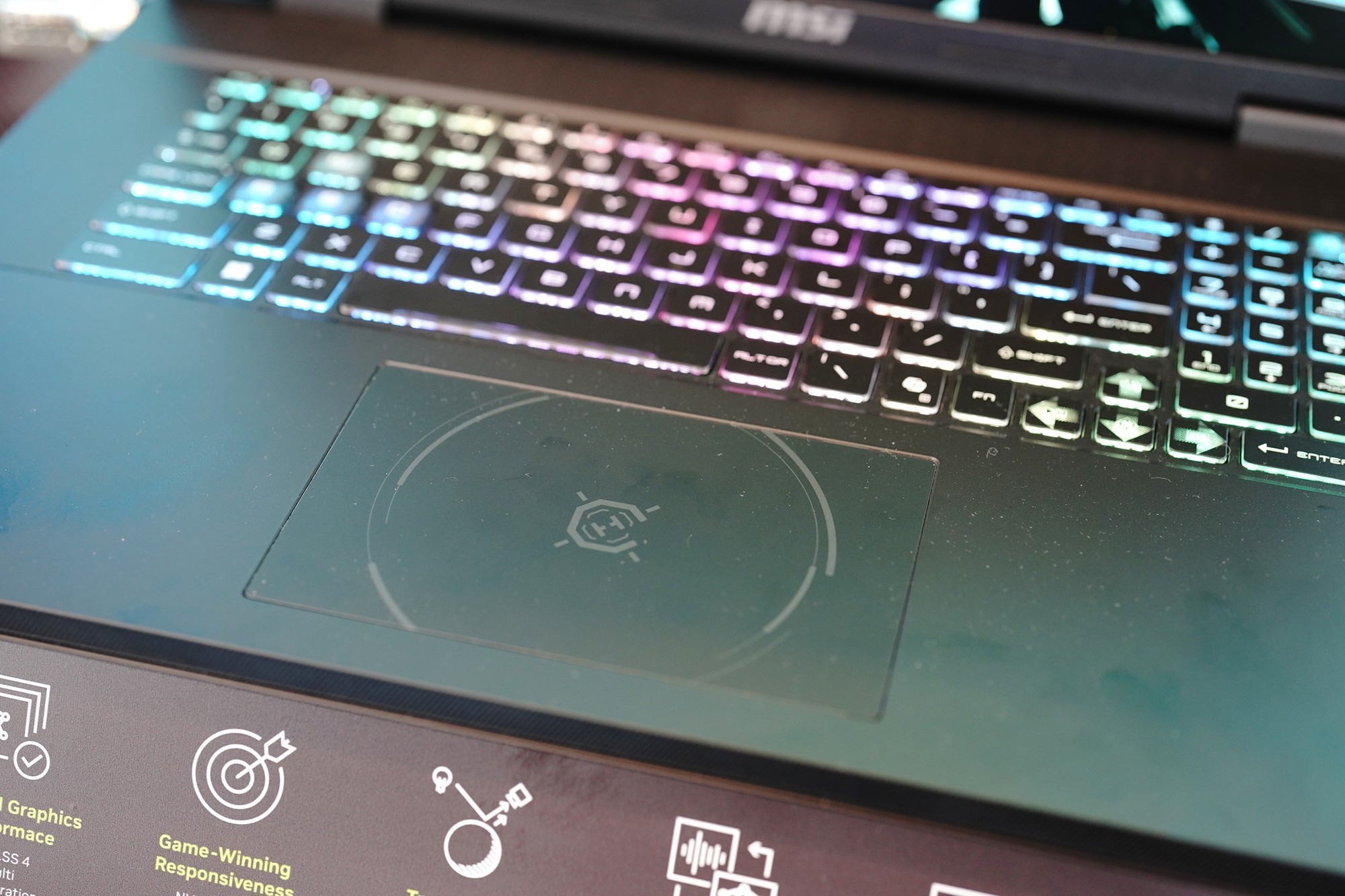 16.65mm������� 300W���޹����ͷ� CES�ֳ�����΢����Ϸ��Ʒ����Ʒ