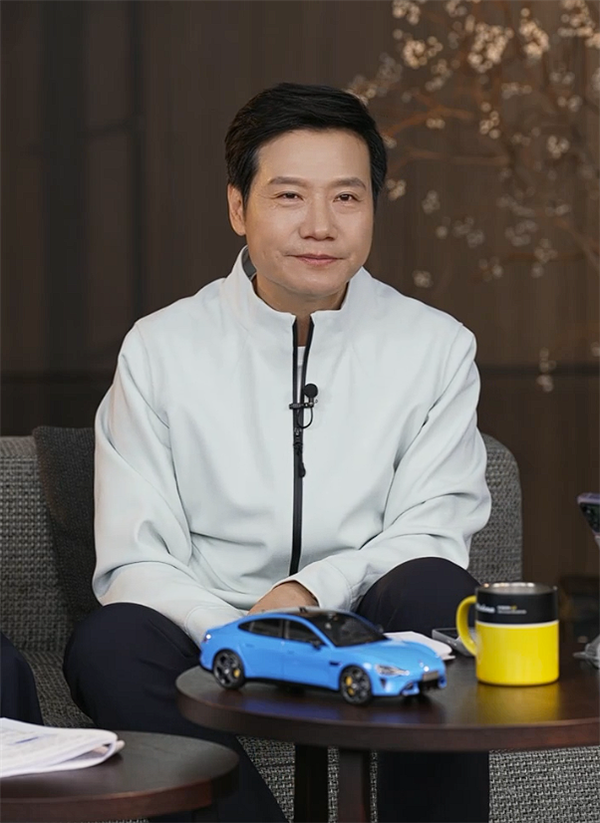 雷军回应1300公里只充一次电争议：系断章取义