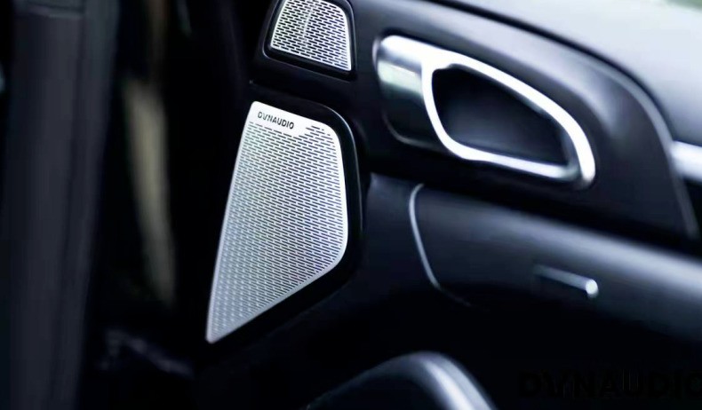 �����������а�ǰʮ����HUAWEI SOUND�Ƿ�ϵ��ʵ������